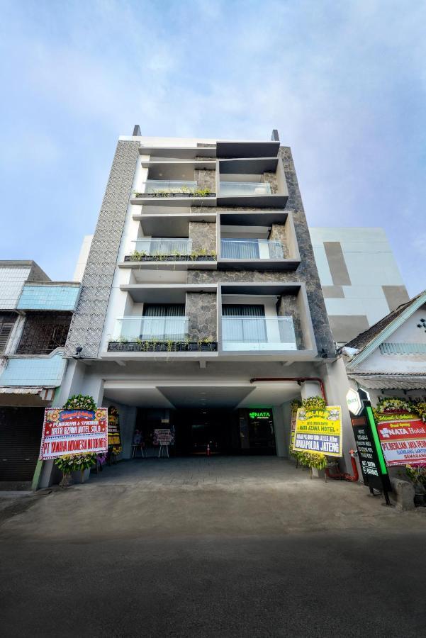 Nata Azana Hotel Solo エクステリア 写真