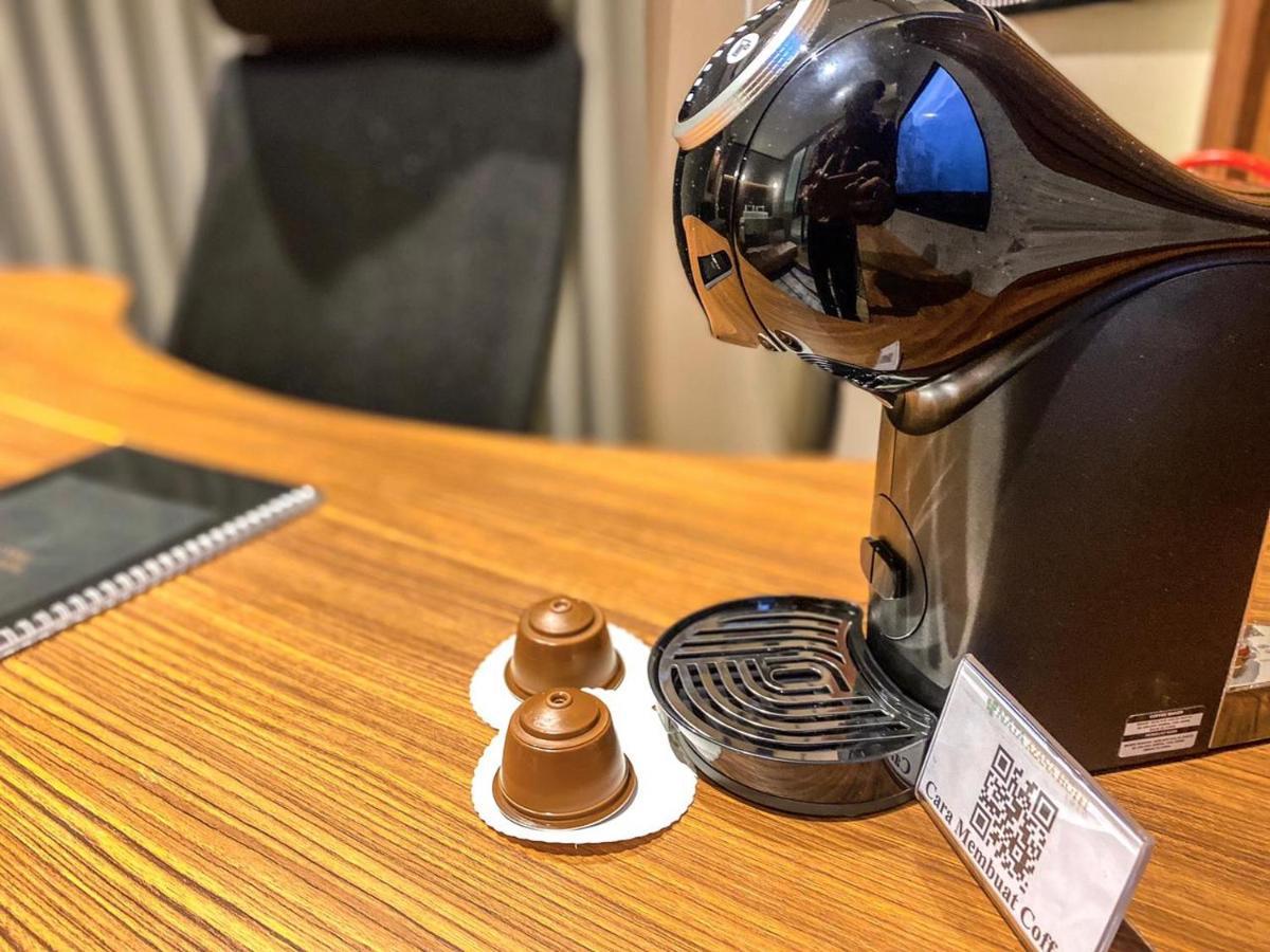 Nata Azana Hotel Solo エクステリア 写真